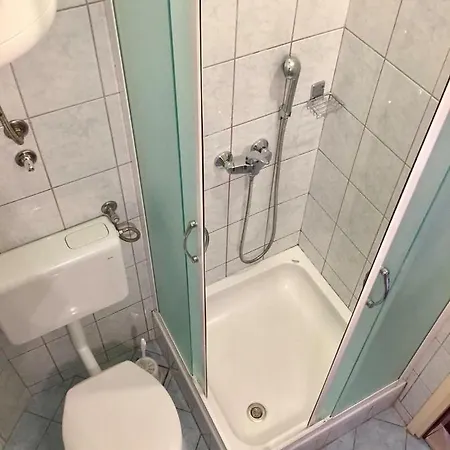 Apartment Jelas