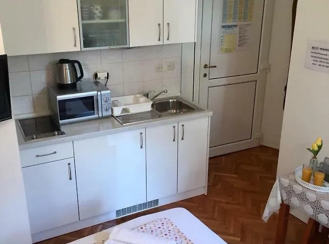 Apartment Jelas Makarska
